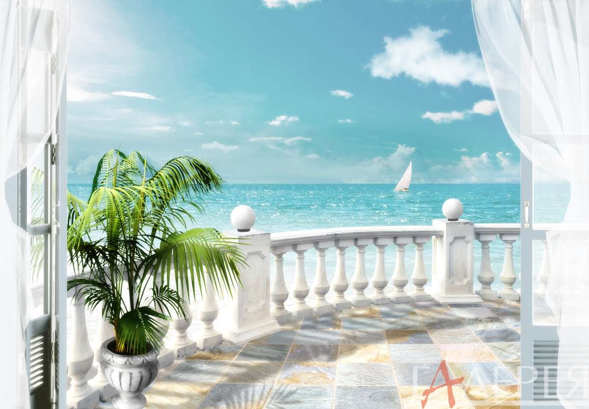 пальма на балконе, балкон, вид на море, море, парусник